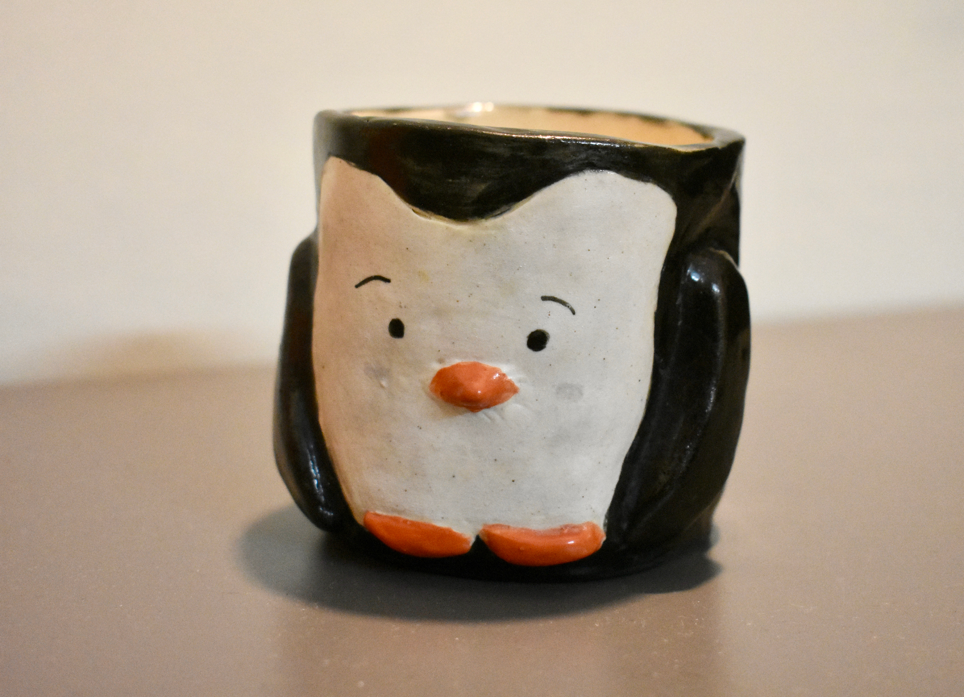 Penguin cup